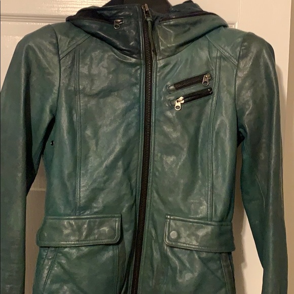 Leather jacket - Picture 8 of 10